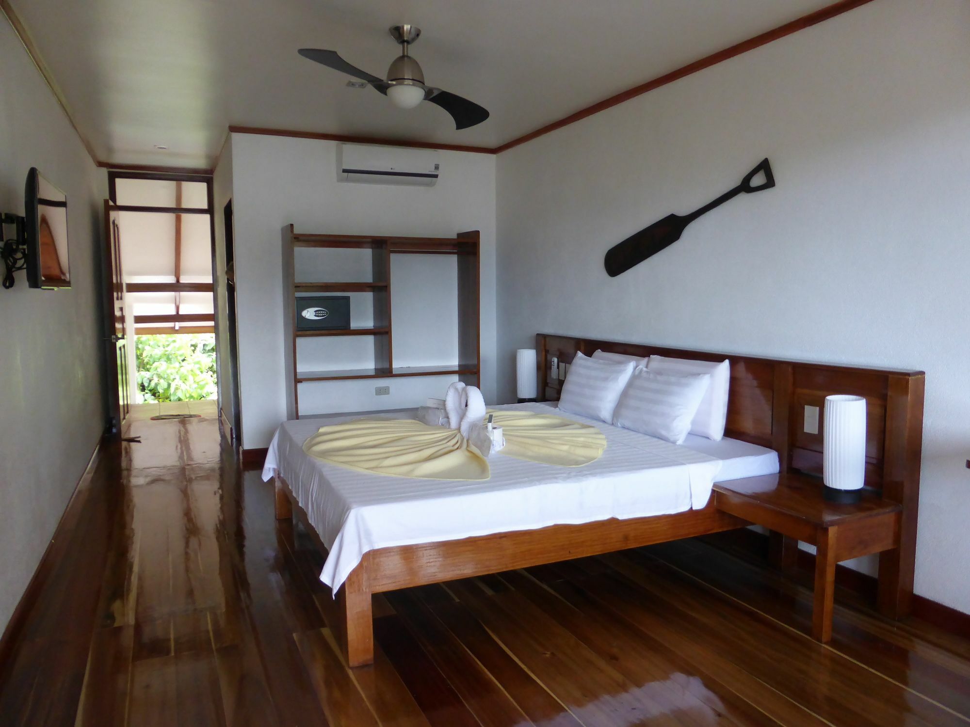 Mansion Buenavista Hotel เอลนิโด ภายนอก รูปภาพ